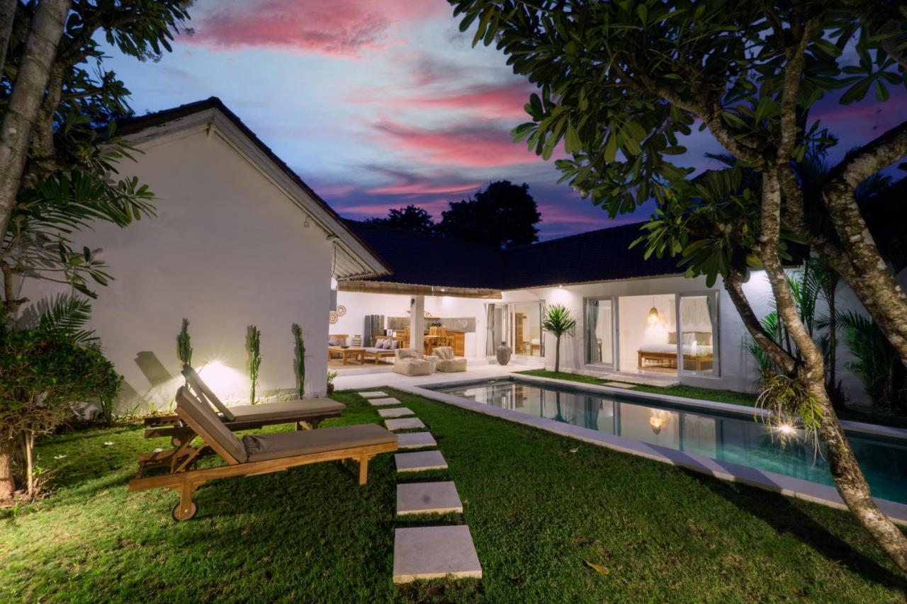 Villa Pagu スミニャック エクステリア 写真